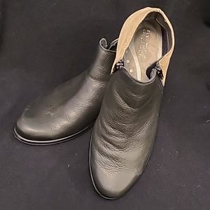 Naot Helm 43 (11-11.5)